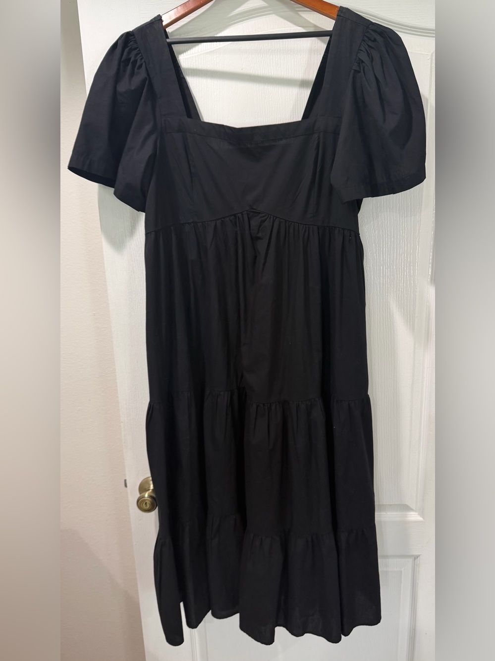 Abercrombie & Fitch Black Puff Sleeve Tiered Midi Dress